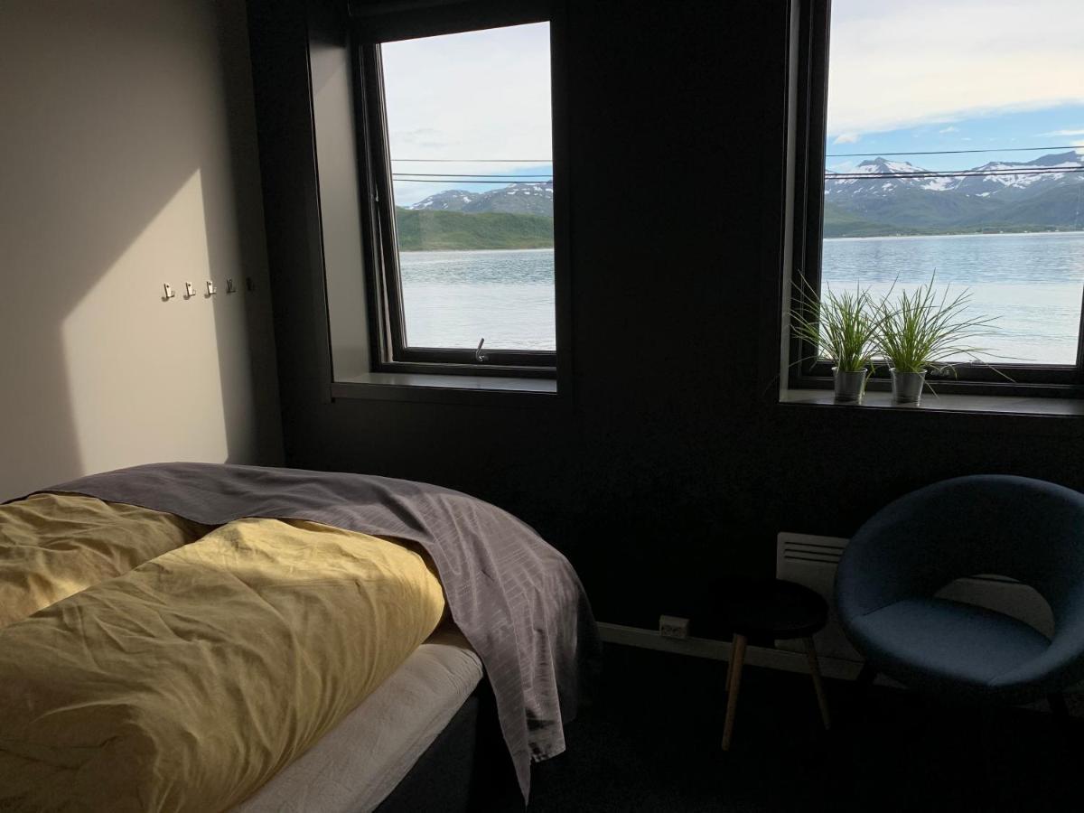 Bedehuset Basecamp Senja Ξενοδοχείο Skaland Εξωτερικό φωτογραφία