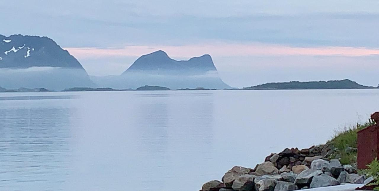 Bedehuset Basecamp Senja Ξενοδοχείο Skaland Εξωτερικό φωτογραφία