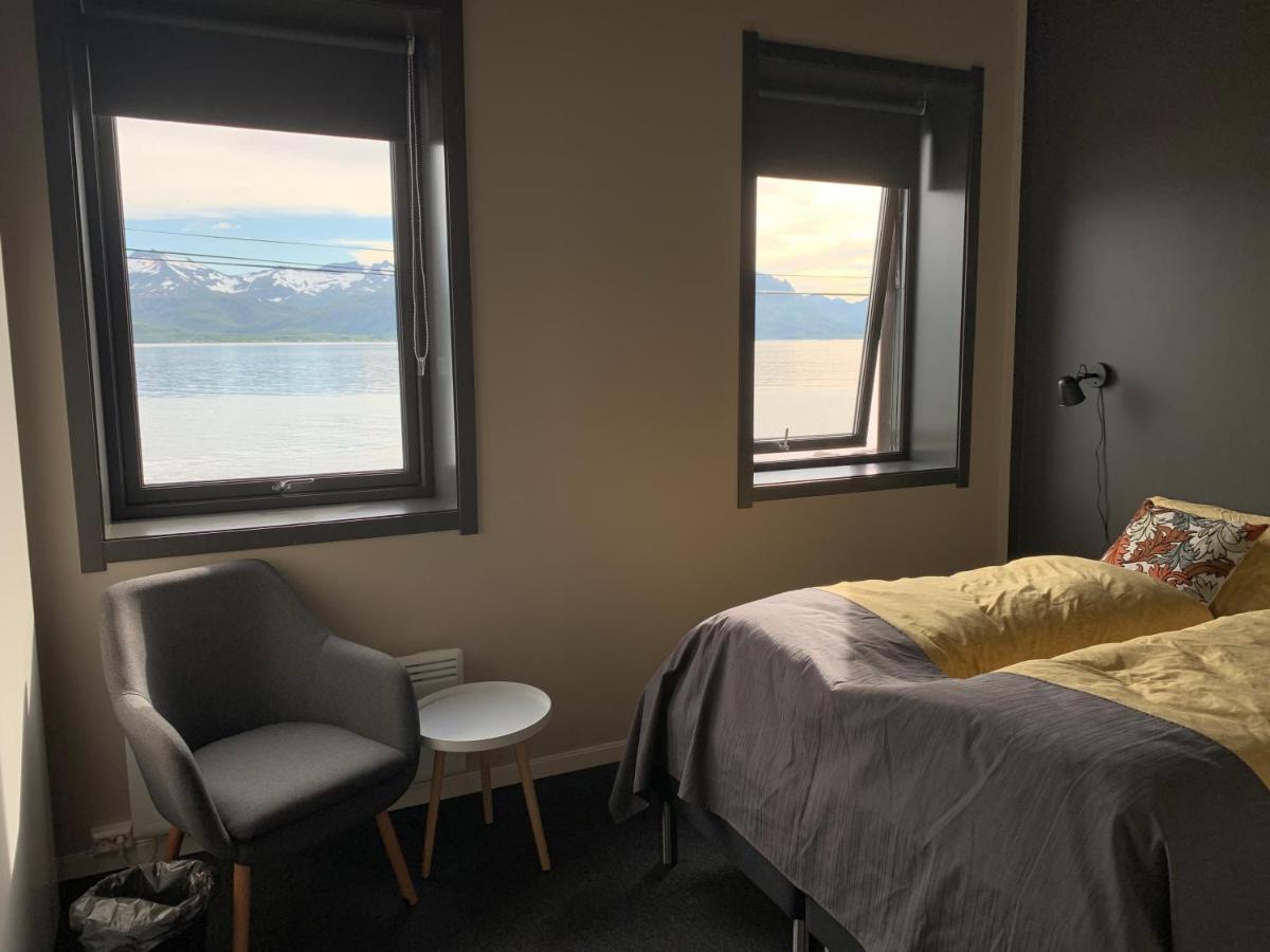 Bedehuset Basecamp Senja Ξενοδοχείο Skaland Εξωτερικό φωτογραφία